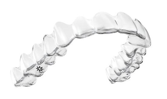 Invisalign® – Unsichtbare Zahnkorrektur für Ihr schönstes Lächeln